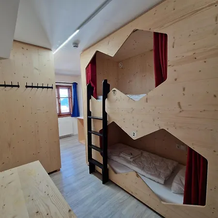 Hostel Cell Stanton *