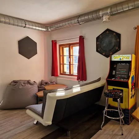 Cell Stanton Hostel St. Anton am Arlberg