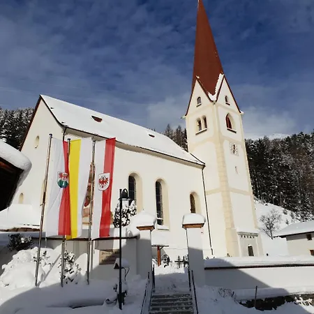 Cell Stanton Hostel St. Anton am Arlberg